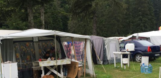 Oraşul rulotelor /sursa foto Găndul info