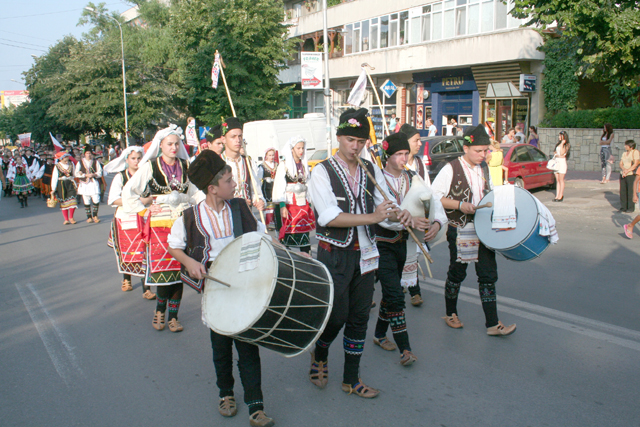  Toamna se numără Festivalul Folcloric „Prahova Iubește Basarabia”/ sursă foto stiri actuale