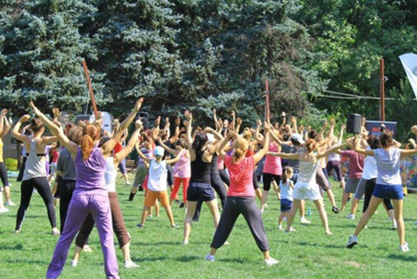 Ritmuri nebune. Sportul invadează natura/ sursa divahair.ro