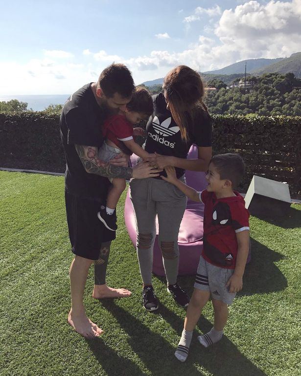 Lionel-Messi-announces-he-and-his-wife-are-expecting-another-child (1)