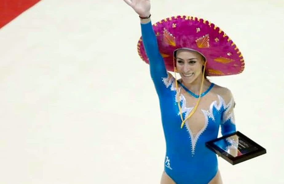 catalina ponor retragere in Mexic