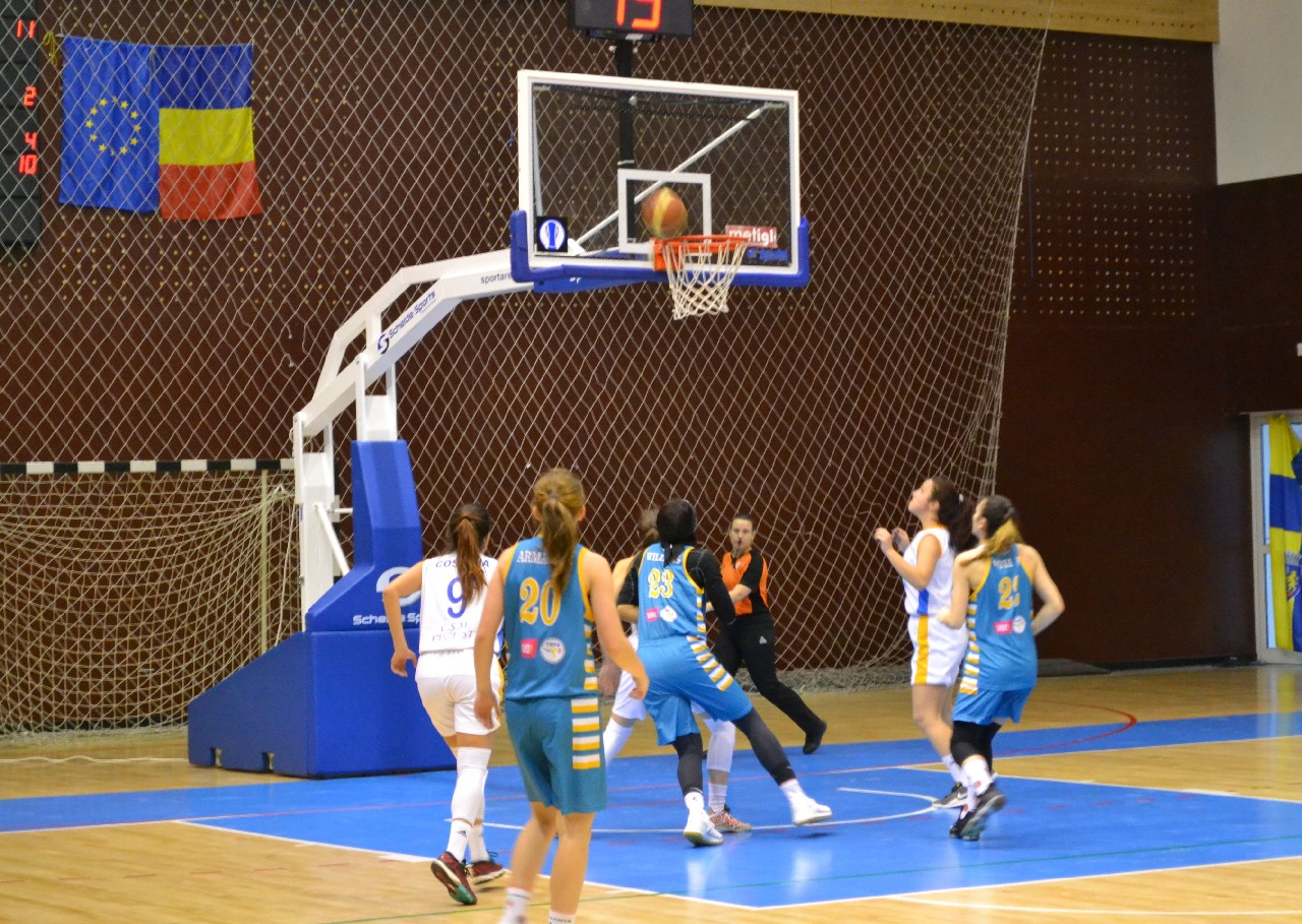 baschet feminin sala olimpia