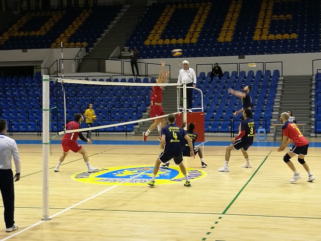 volei amical tricolorul - steaua 2-2