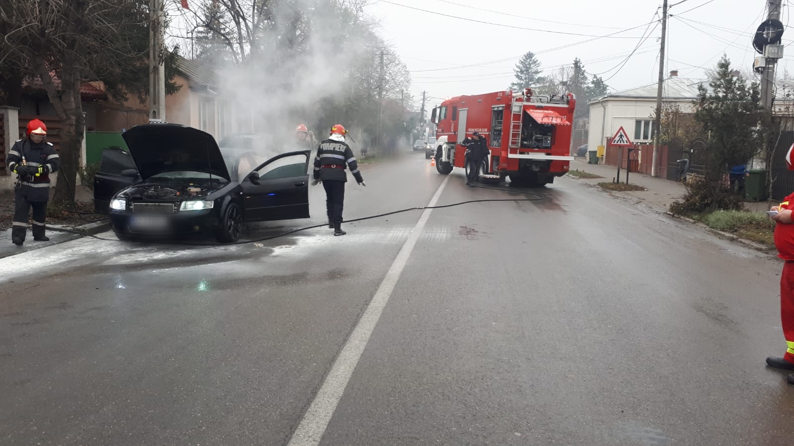 a luat foc în mers