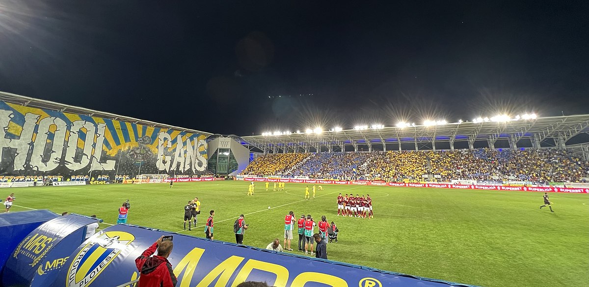 Meciul Petrolul Ploiești – Rapid București,