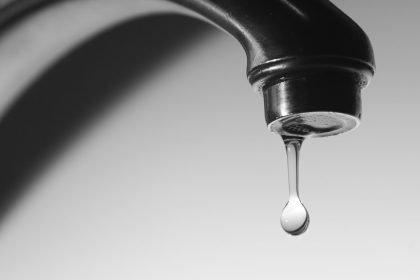 Apă contaminată CÂMPINA