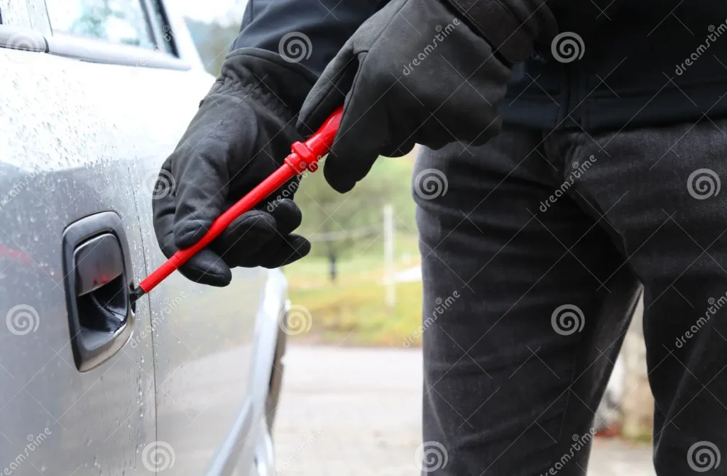 Furt din auto