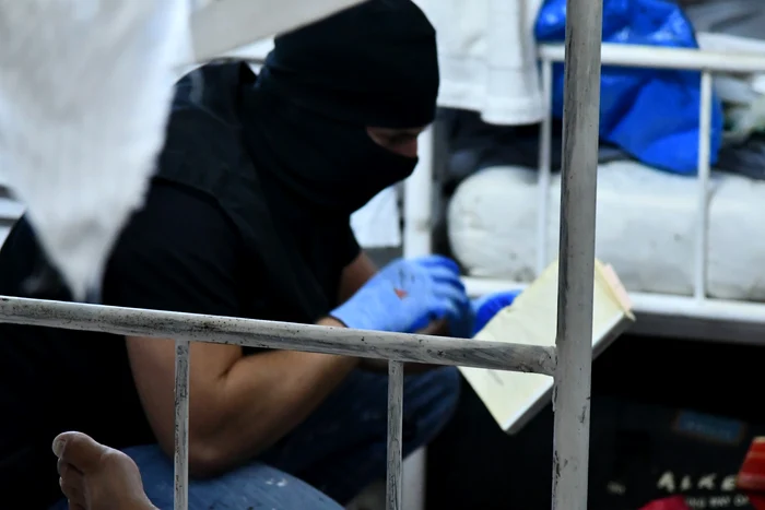 Droguri în penitenciare