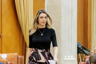 diana buzoianu
