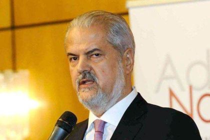 Sora lui Adrian Năstase