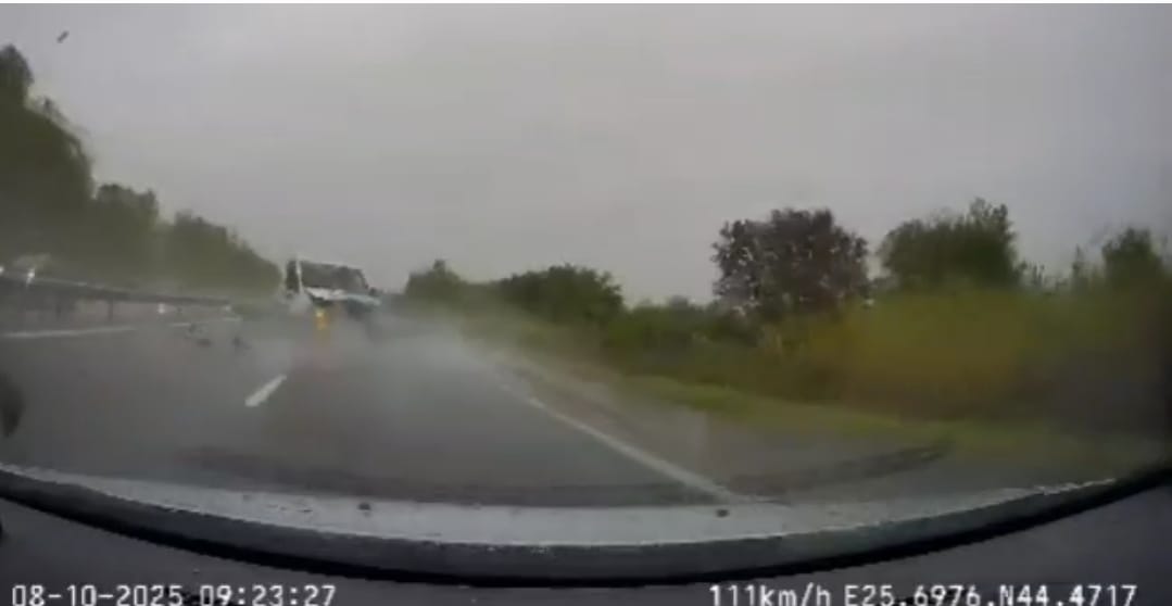 Cascadorie cu platforma auto pe A1