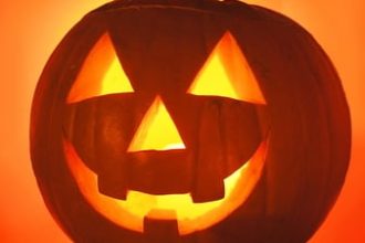 SEARA DOVLECILOR LUMINOȘI