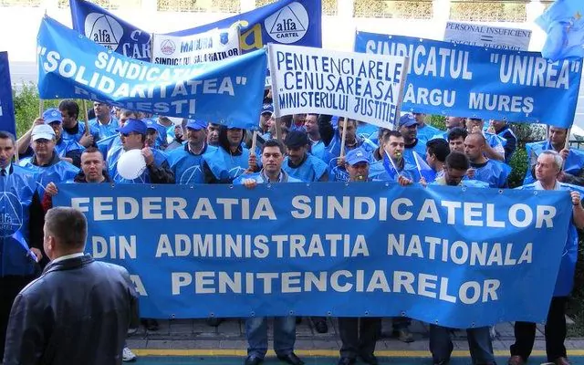 Proteste reluate