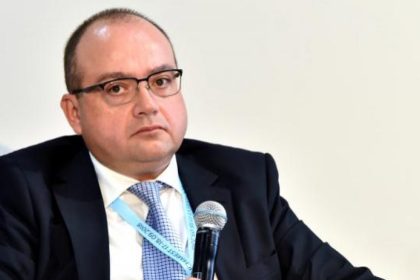valentin naumescu