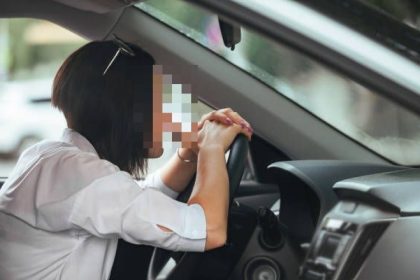 Tânără fără permis