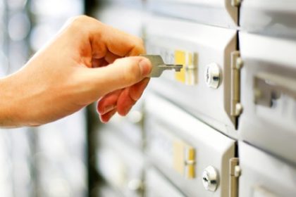 2 casete pline de bani