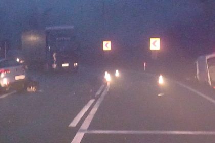 Accident rutier cu scurgeri de acid azotic