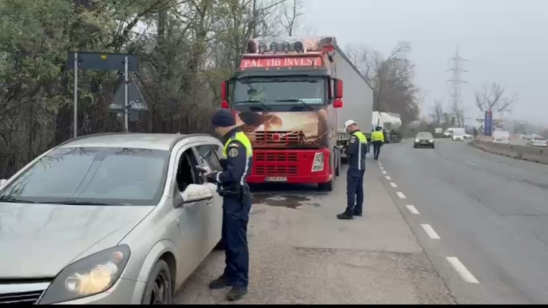 Razie rutieră în desfășurare în zona Bucov