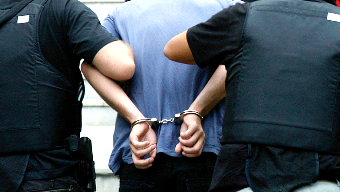 Bărbat reținut după ce a agresat o persoană