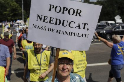 Profesorii au ieșit în stradă