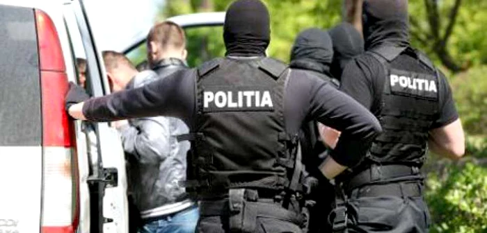 Reținuți de polițiștii Capitalei