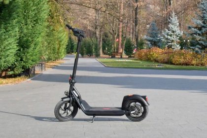 Noi reguli pentru trotinetele