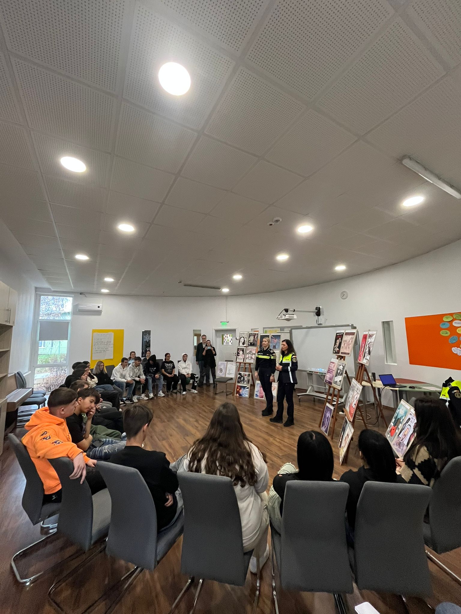 Spunem NU violenței