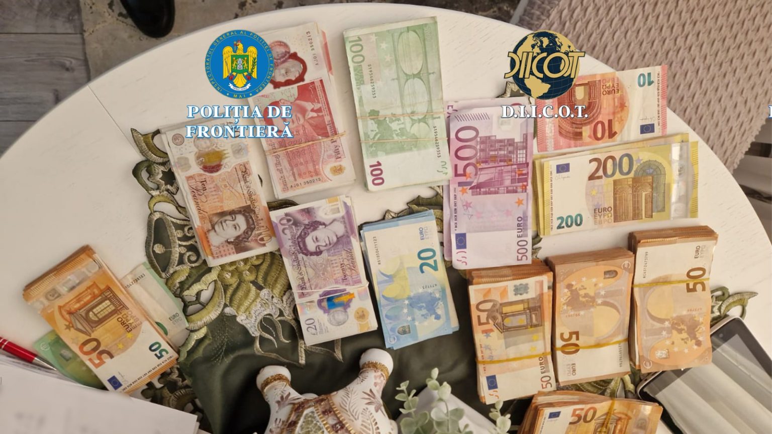 Percheziții într-un dosar de spălare de bani