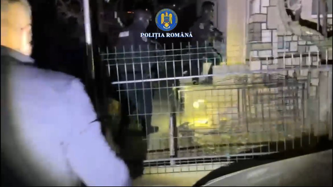 Percheziție la Șotrile