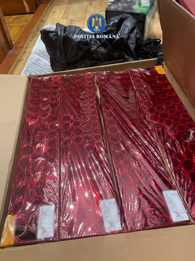 200 kg de articole pirotehnice