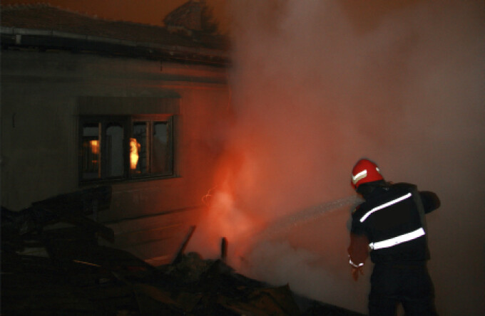 O scânteie din sobă