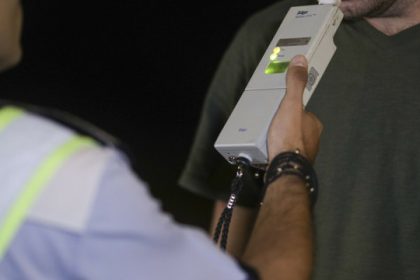 Bărbat aproape în comă alcoolică