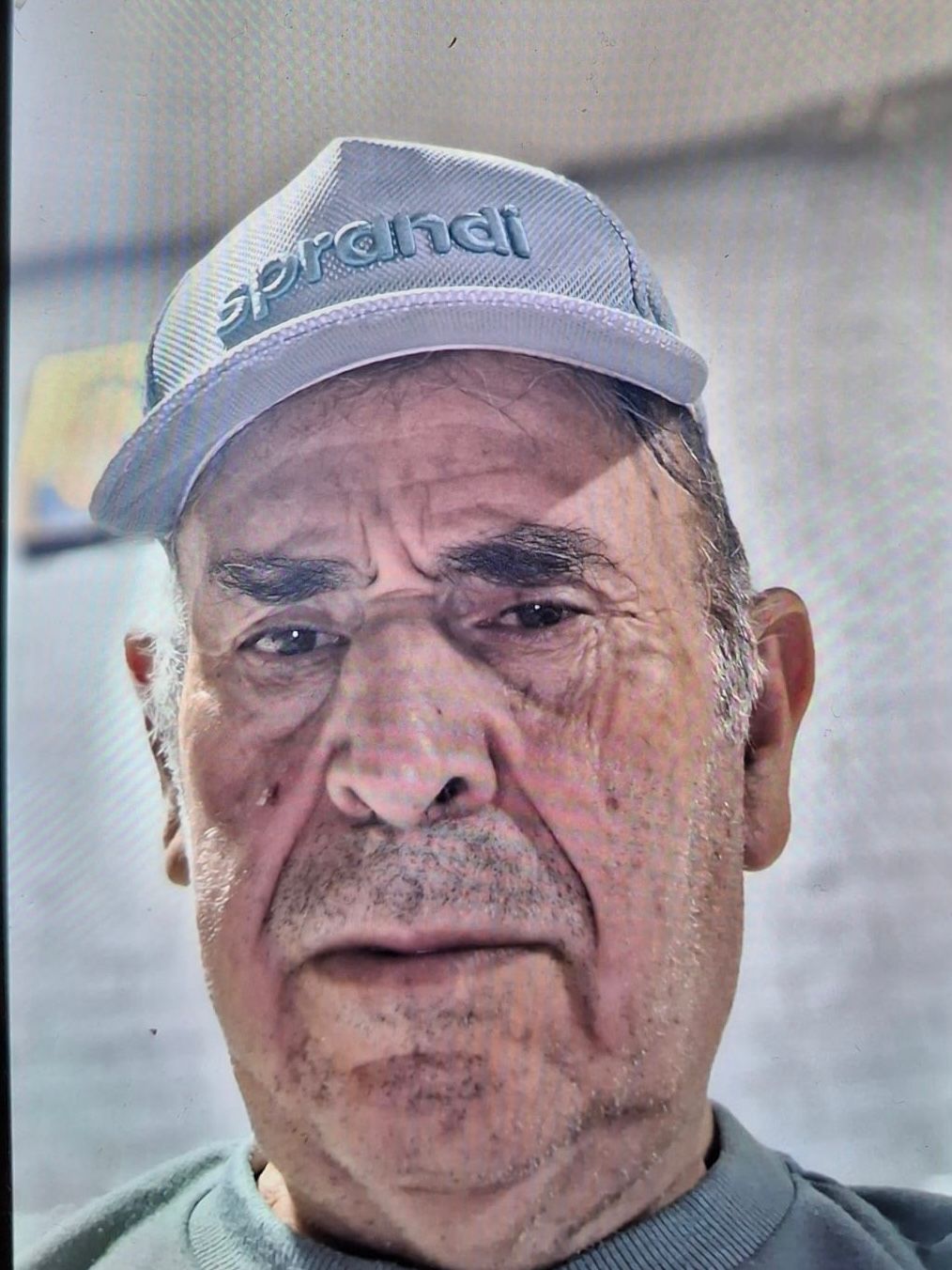 Bărbat de 75 de ani,