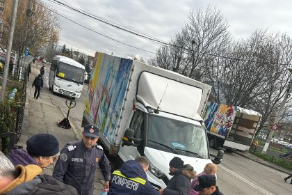 Distribuirea apei menajere continuă