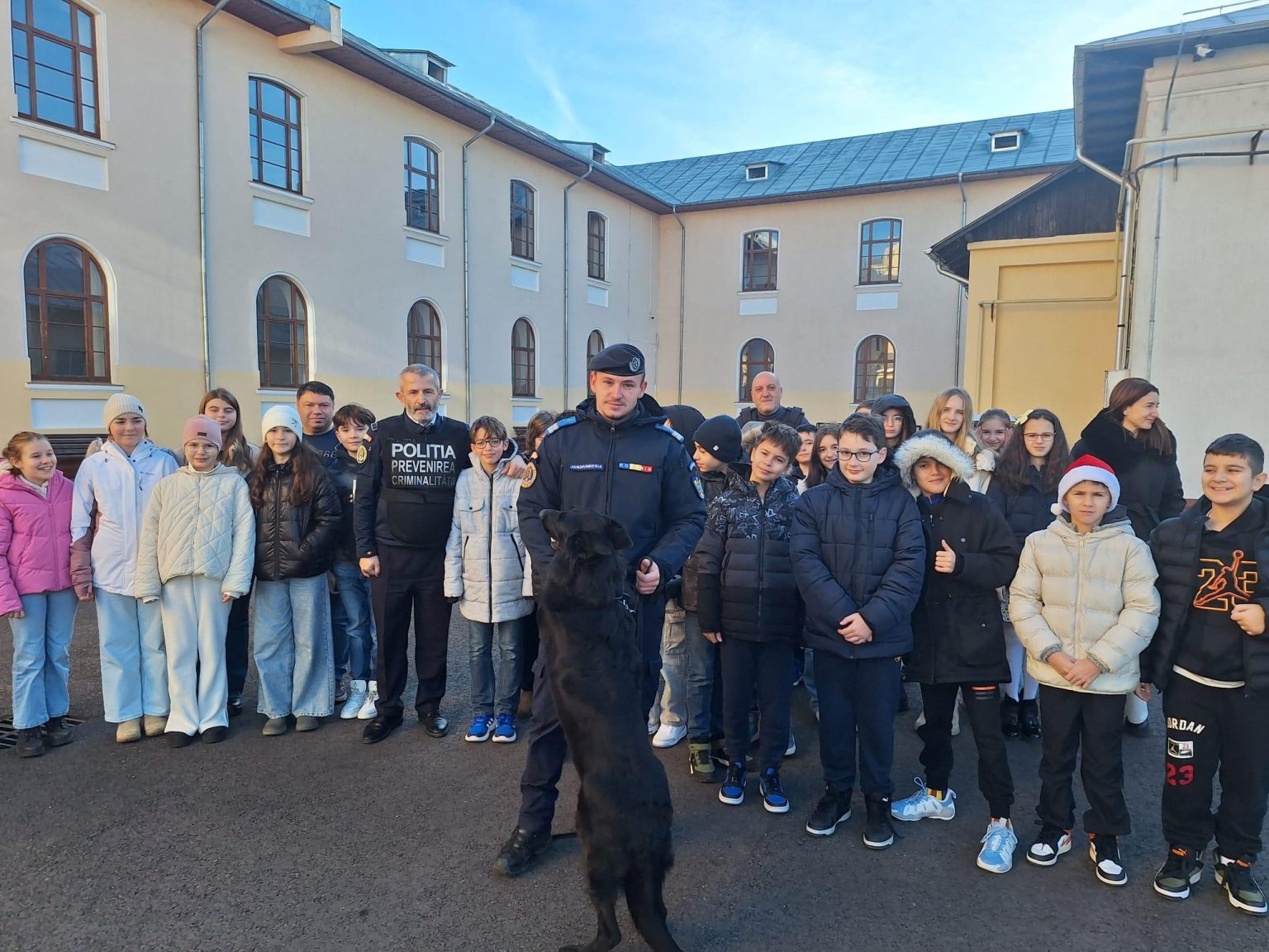 Jandarmii și polițiștii din Dâmbovița