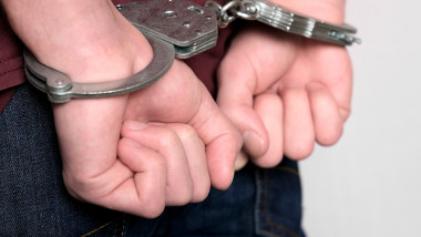 Urmărit internațional pentru uciderea a 2 persoane