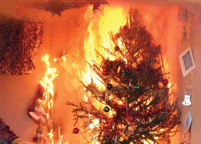 Cum să previi accidentele și incendiile de Crăciun