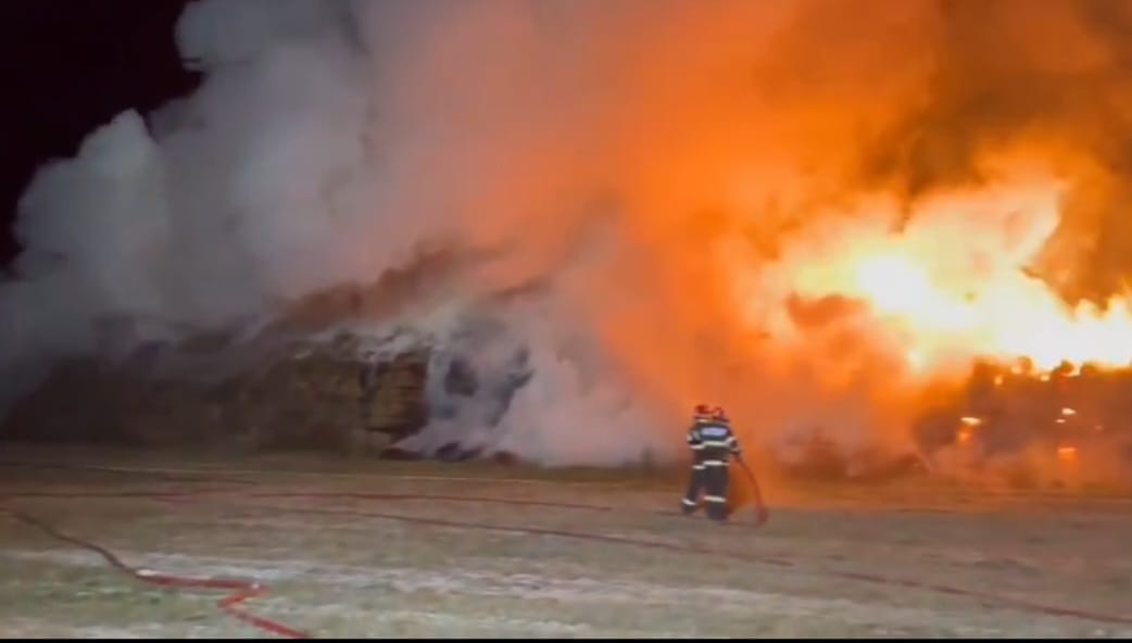 Incendiu extrem de violent la Fulga