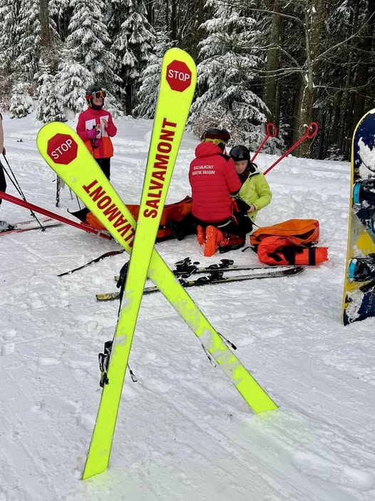 83 de persoane salvate