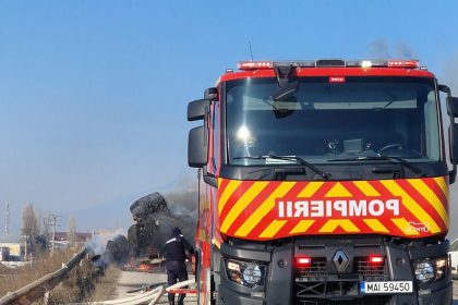 Remorcă în flăcări