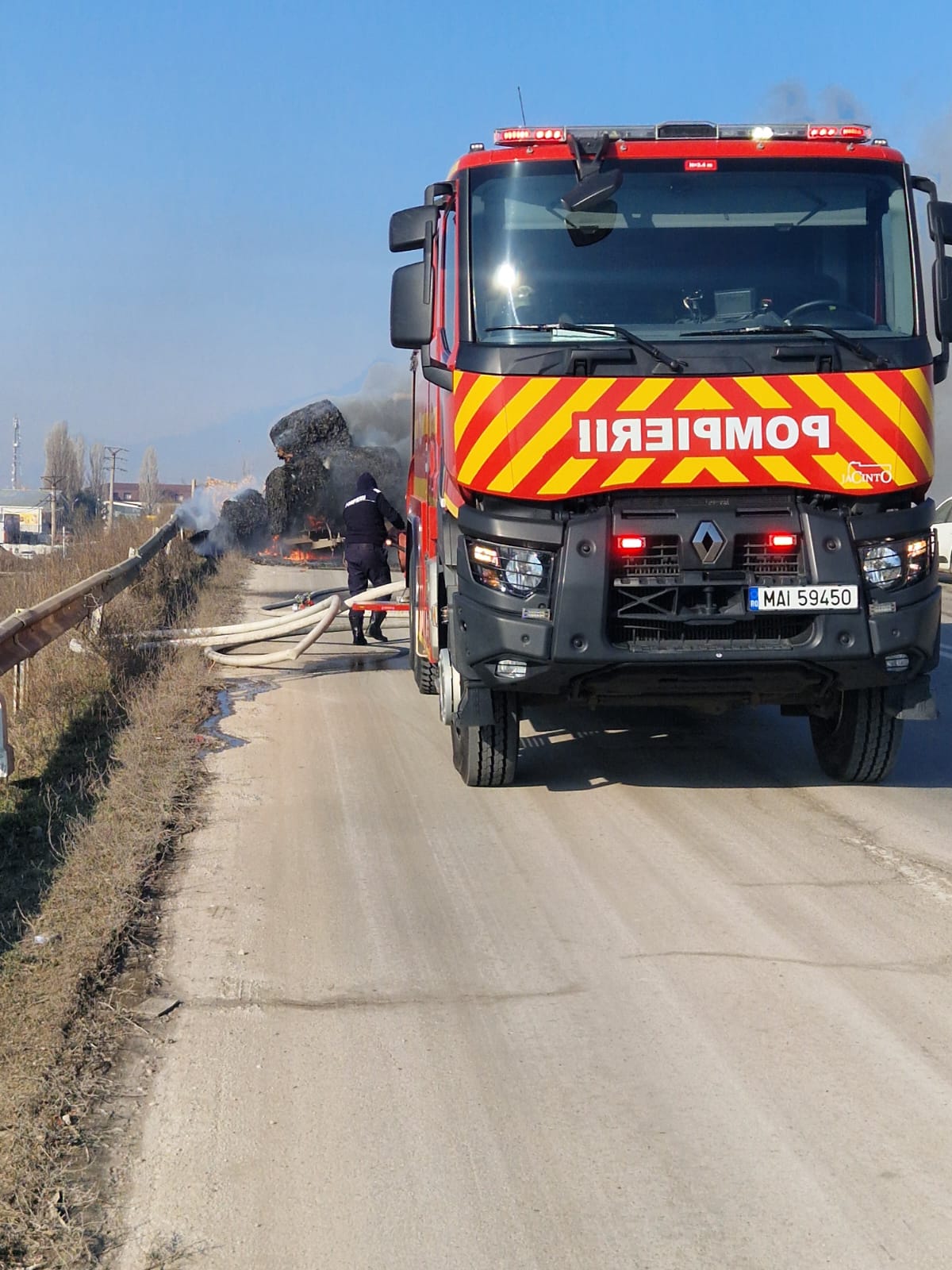 Remorcă în flăcări