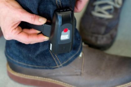 Dispozitiv de supraveghere electronică