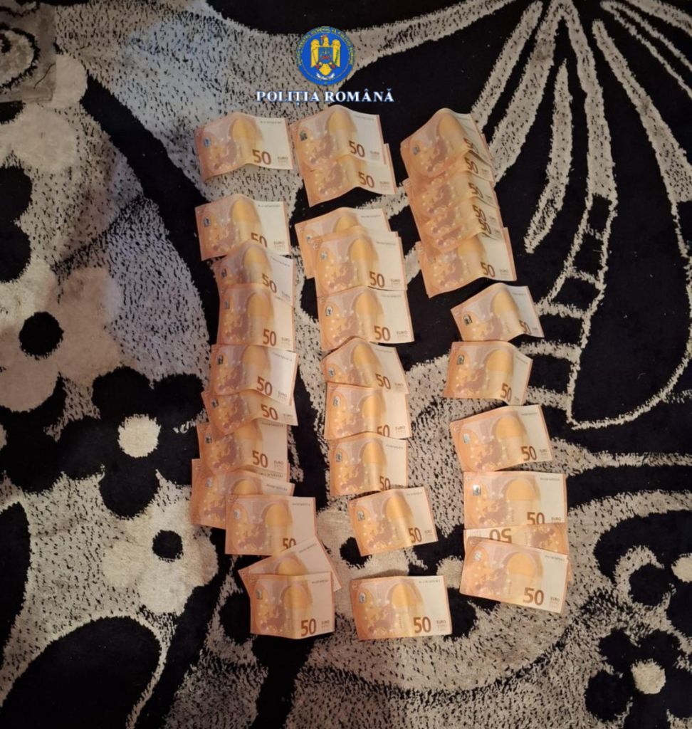 Bancnote falsificate