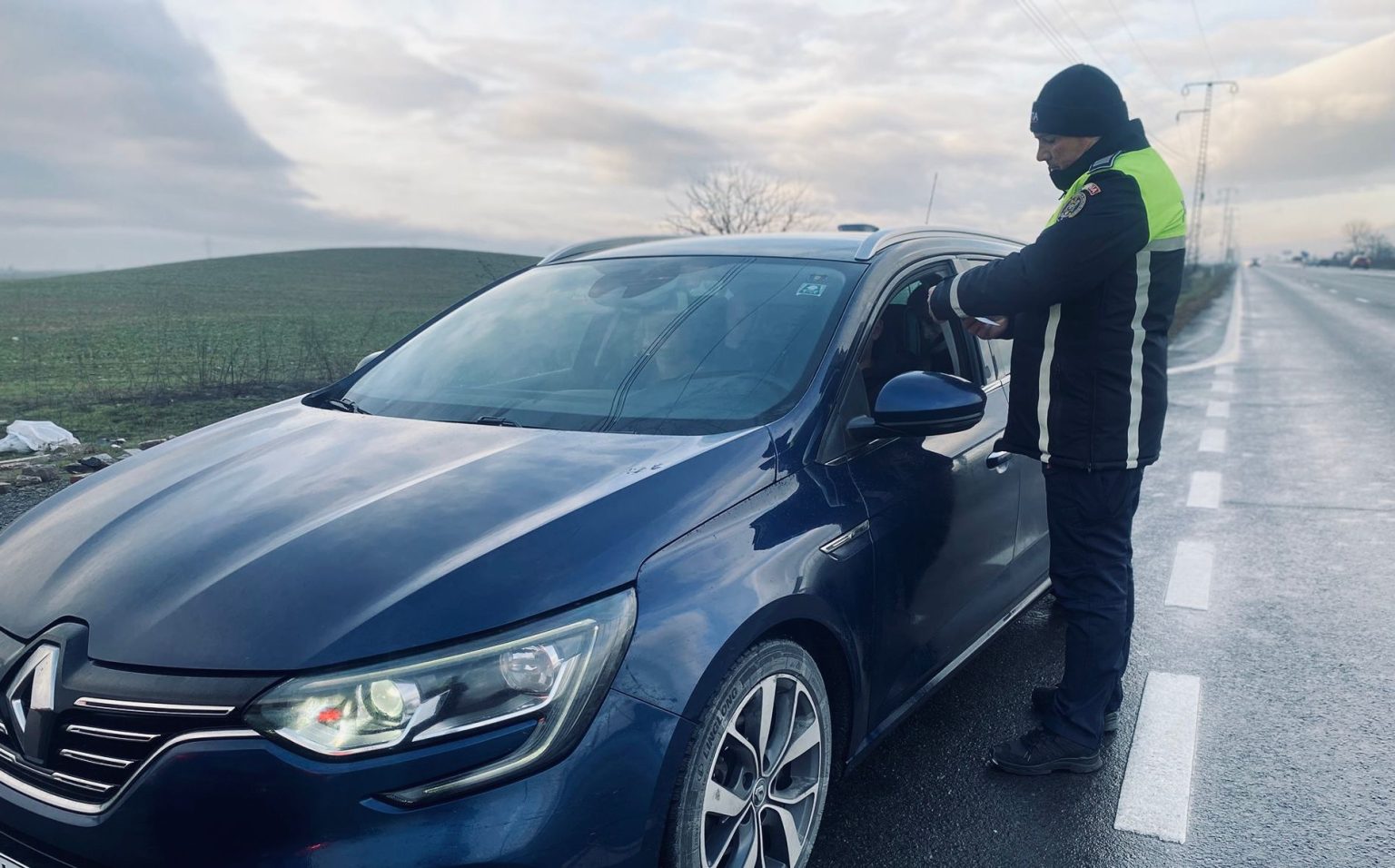 Polițiștii sunt cu ochii pe șoferi