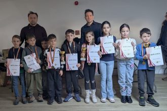 Medaliați la jocul minții