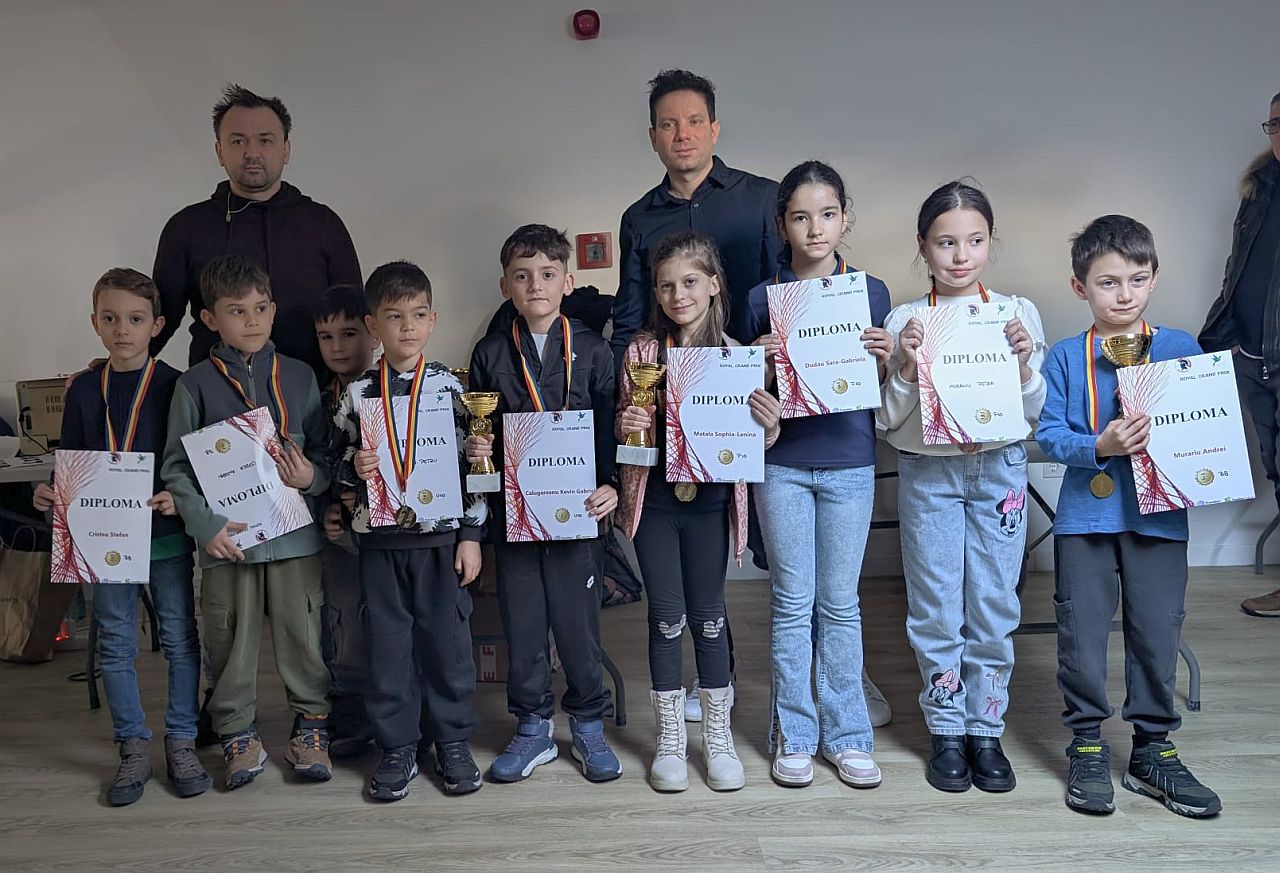 Medaliați la jocul minții