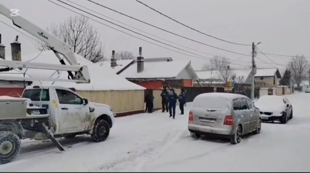 Zeci de branșamente ilegale 