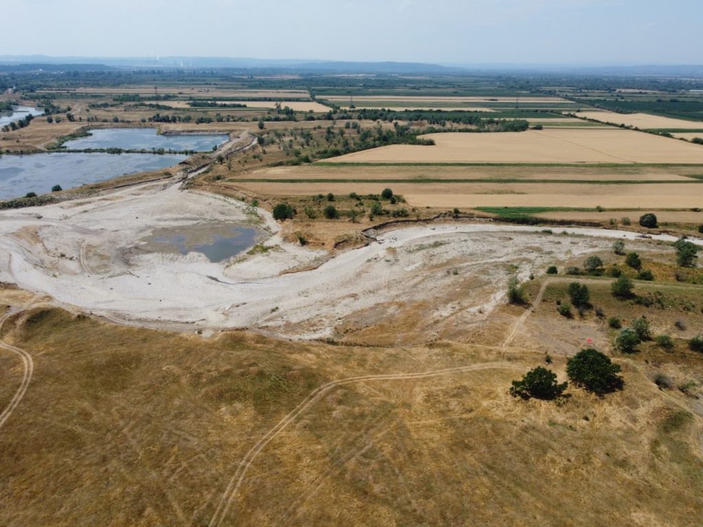 Percheziții la balastierele