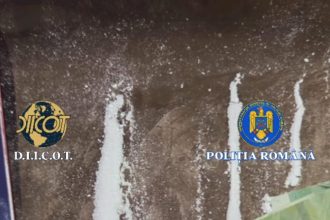 Trei traficanți de droguri