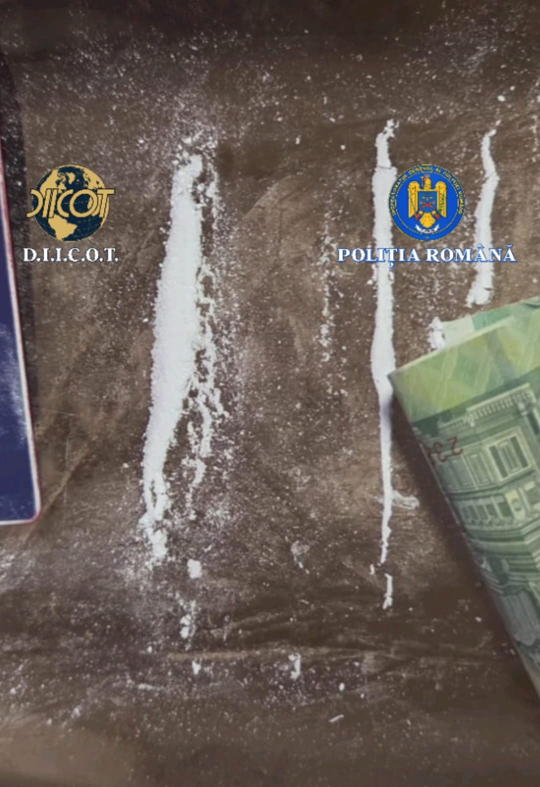 Trei traficanți de droguri